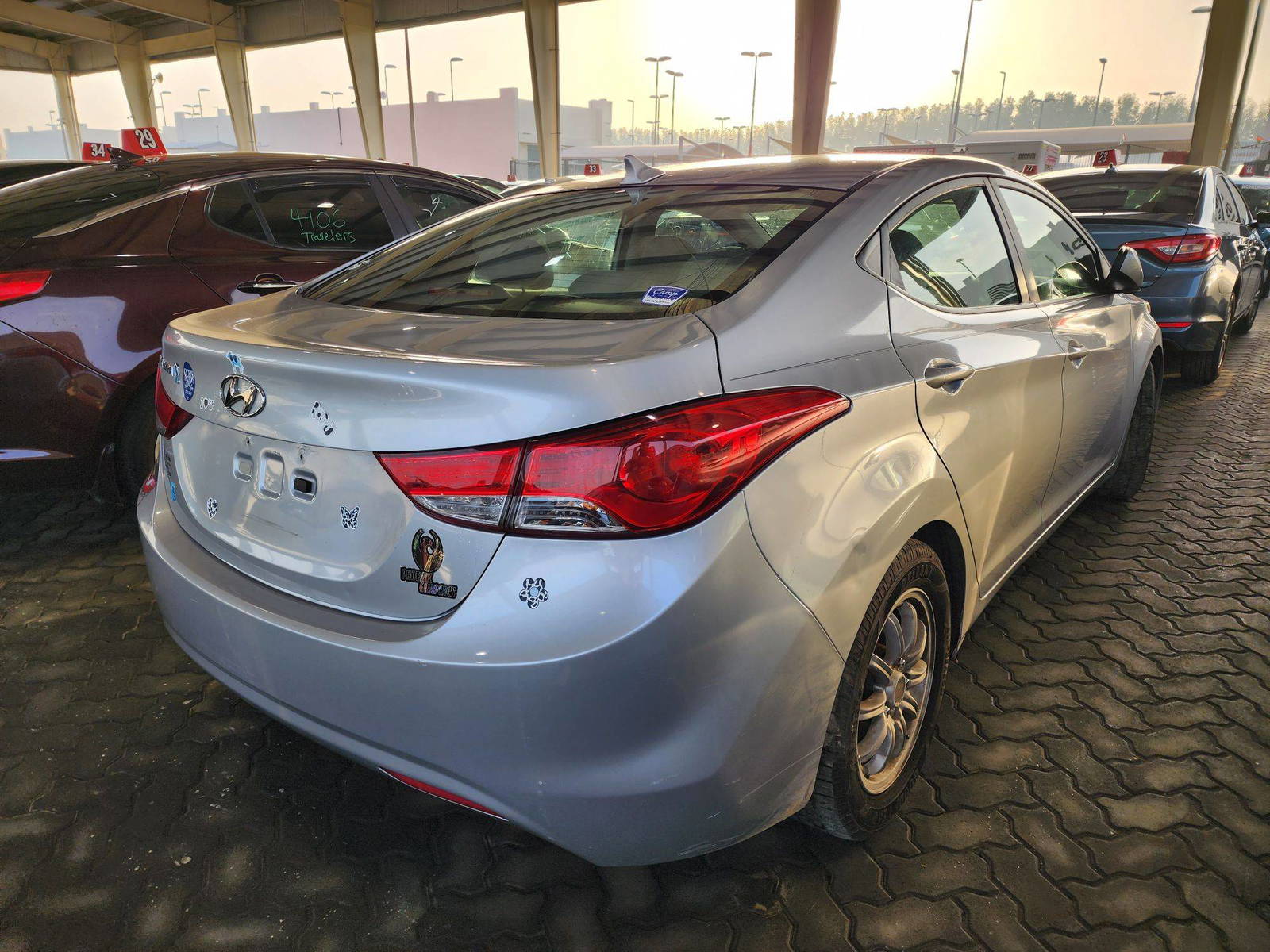 2011 HYUNDAI ELANTRA — 244972 Miles — Lot 70421393 - Marhaba Auctions Used Cars - Image 4