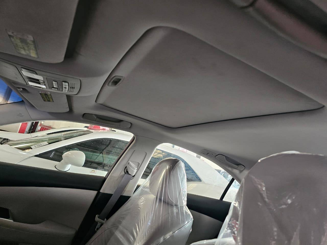 2011 LEXUS ES 350 — 139664 Miles — Lot B2440660 — Main - Marhaba Auctions Used Cars - Image 9