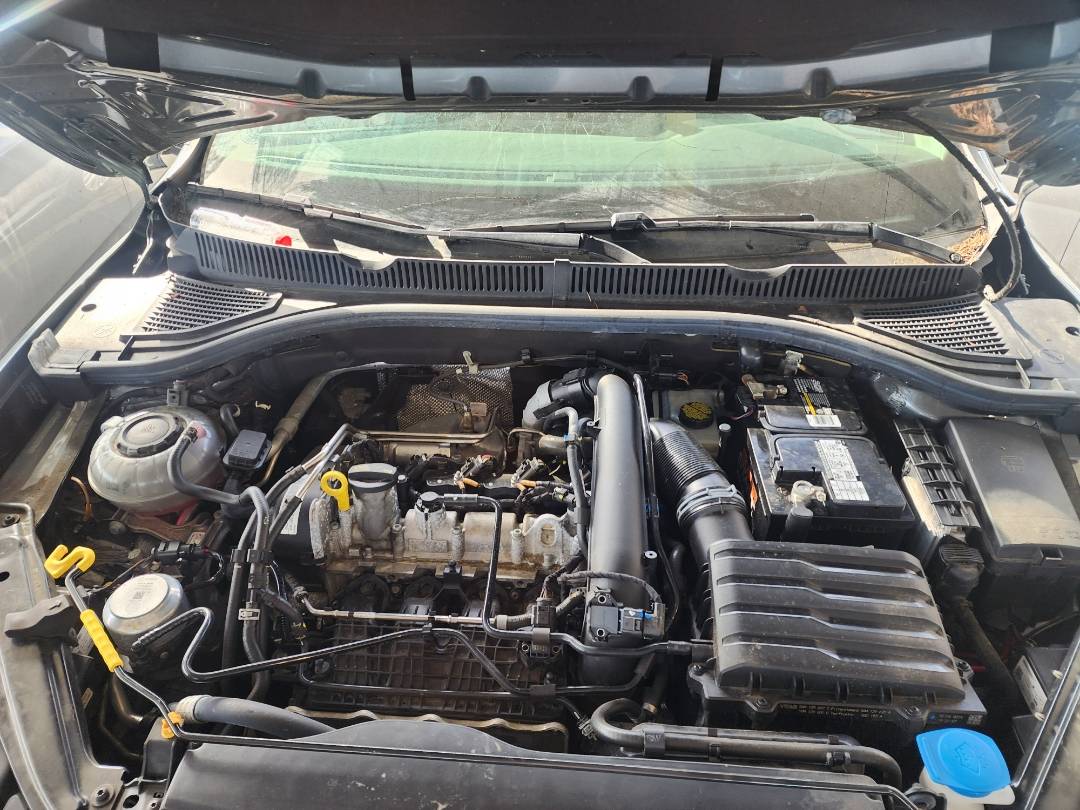 2019 VOLKSWAGEN JETTA — 81679 Miles — Lot 82494383 — Main - Marhaba Auctions Used Cars - Image 3