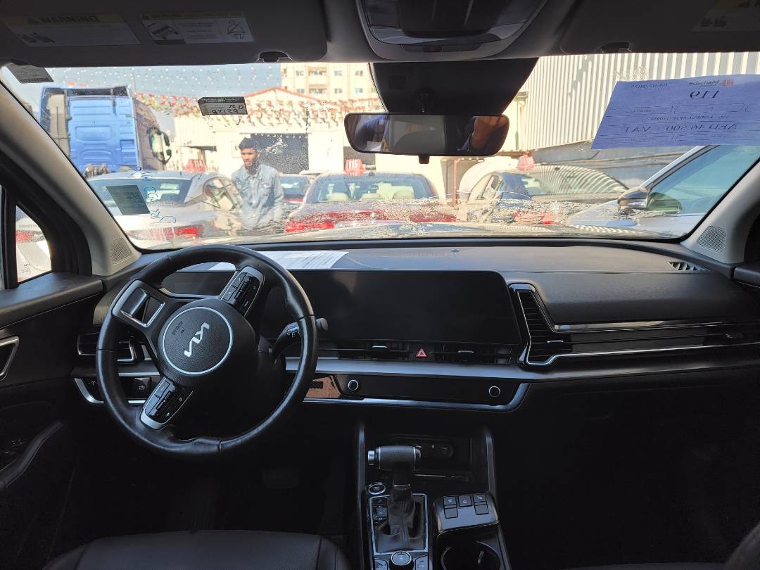 2023 KIA SPORTAGE — 82129 Miles — Lot 75407754 — Main - Marhaba Auctions Used Cars - Image 8