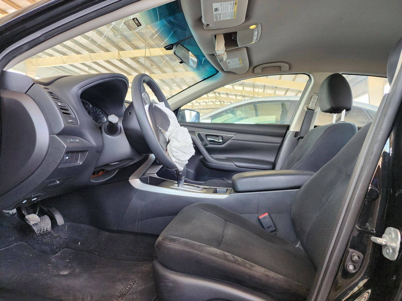 2015 NISSAN ALTIMA — 137089 Miles — Lot 39045789 — Souq - Marhaba Auctions Used Cars - Image 8