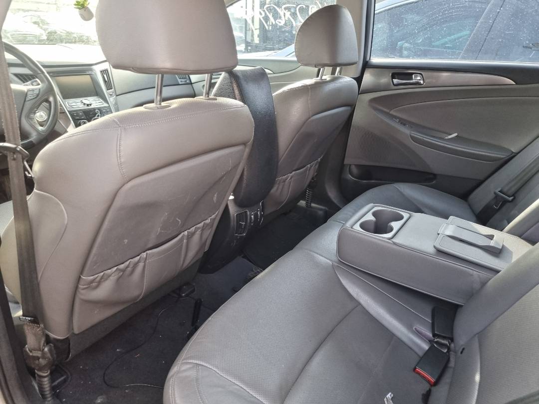 2012 HYUNDAI SONATA — 199230 Miles — Lot 125487 — Ind. 12 - Marhaba Auctions Used Cars - Image 7