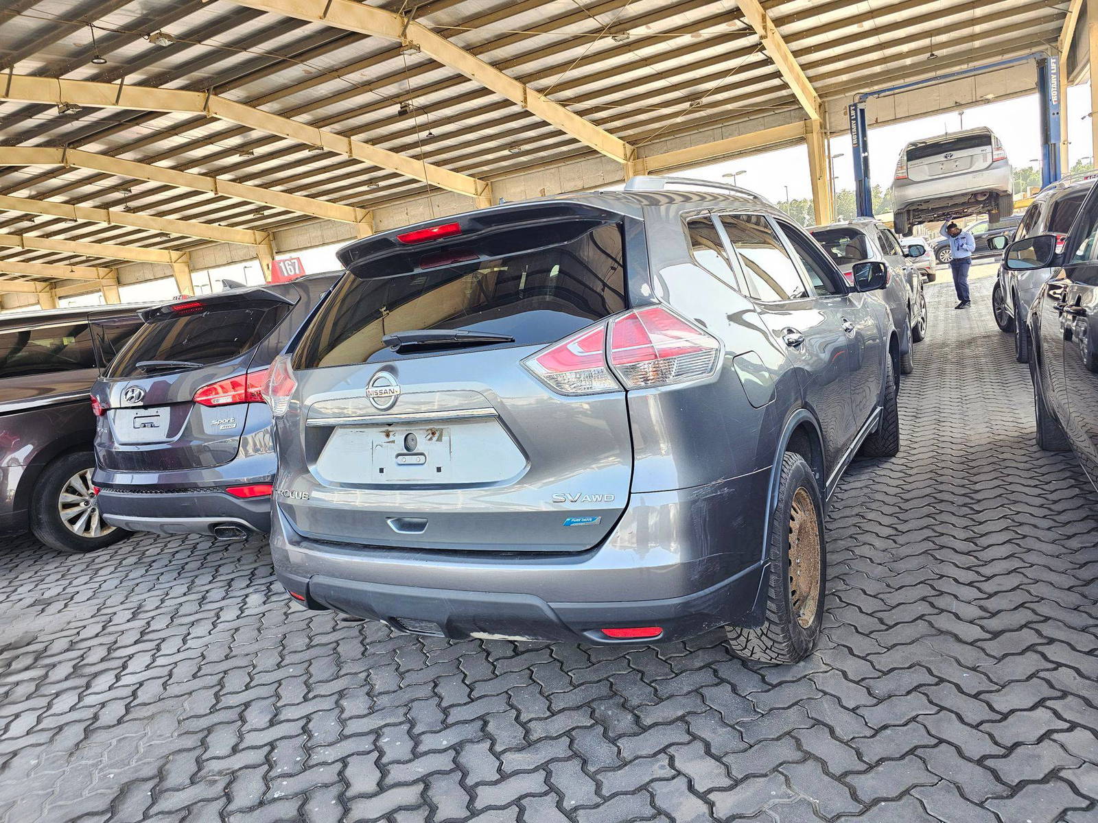 2014 NISSAN ROGUE — 237040 KM — Lot 12343569 — Main - Marhaba Auctions Used Cars - Image 4