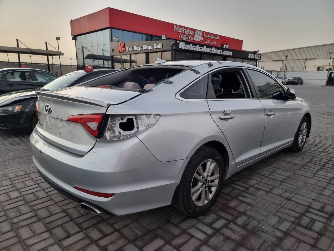 2015 HYUNDAI SONATA — 164135 Miles — Lot 214578 — Ind. 12 - Marhaba Auctions Used Cars - Image 4