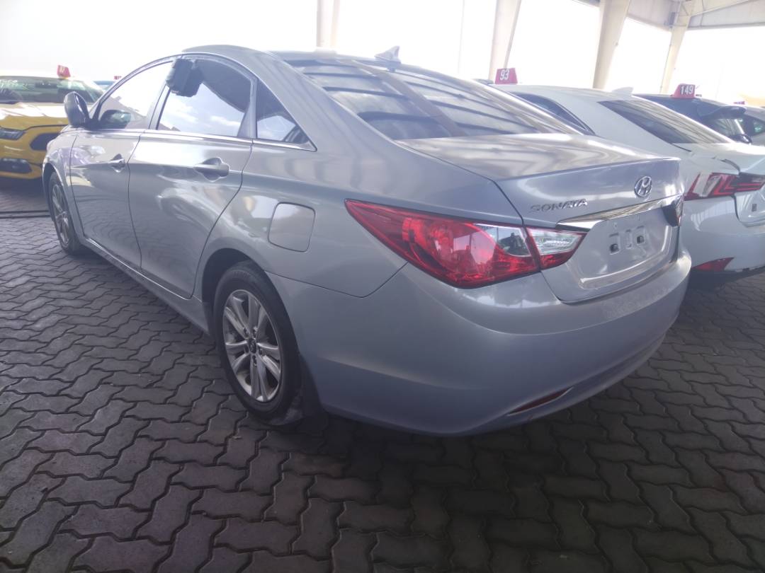 2011 HYUNDAI SONATA — 180705 Miles — Lot 72233663 - Marhaba Auctions Used Cars - Image 4