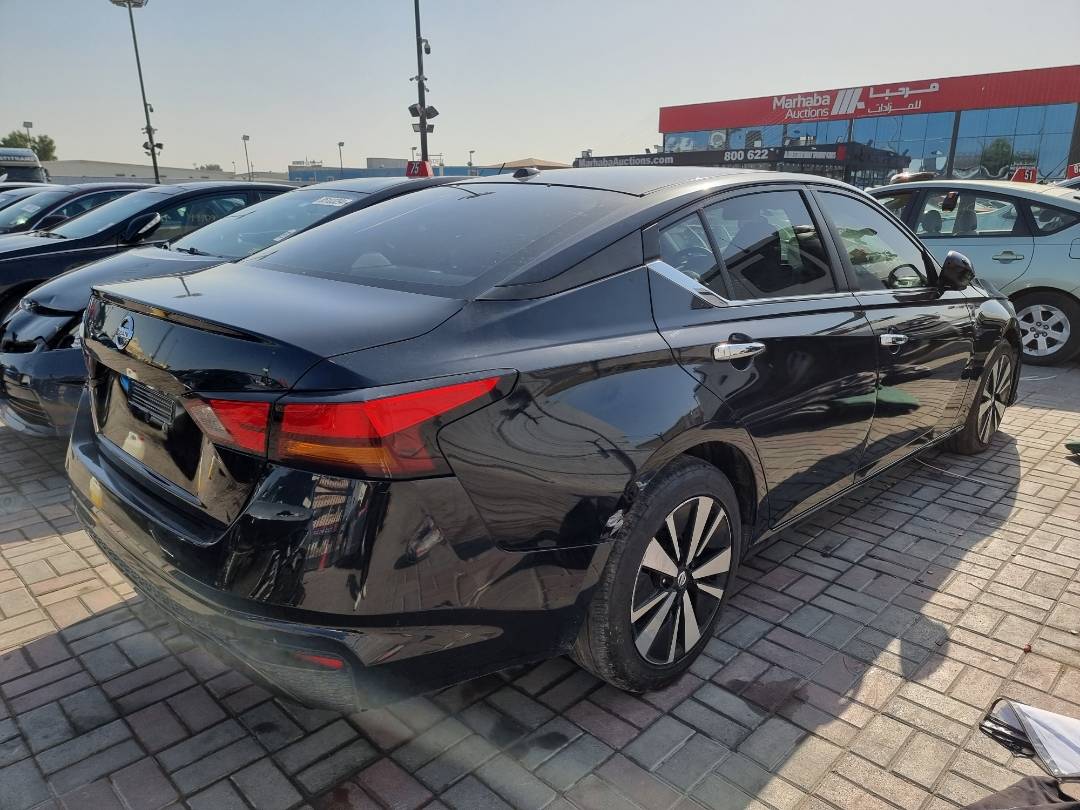 2020 NISSAN ALTIMA — 154075 Miles — Lot 215487 — Souq - Marhaba Auctions Used Cars - Image 4