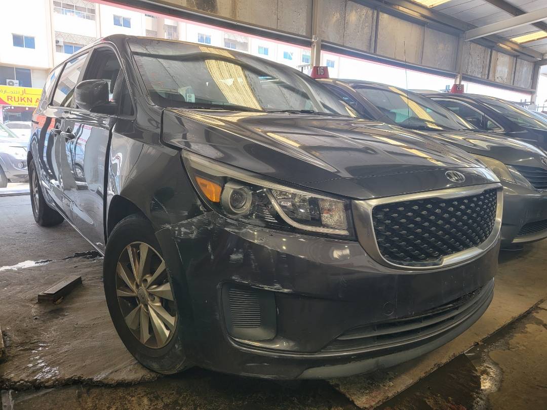 2015 KIA SEDONA — 93598 Miles — Lot 38973270 — Main - Marhaba Auctions Used Cars - Image 3