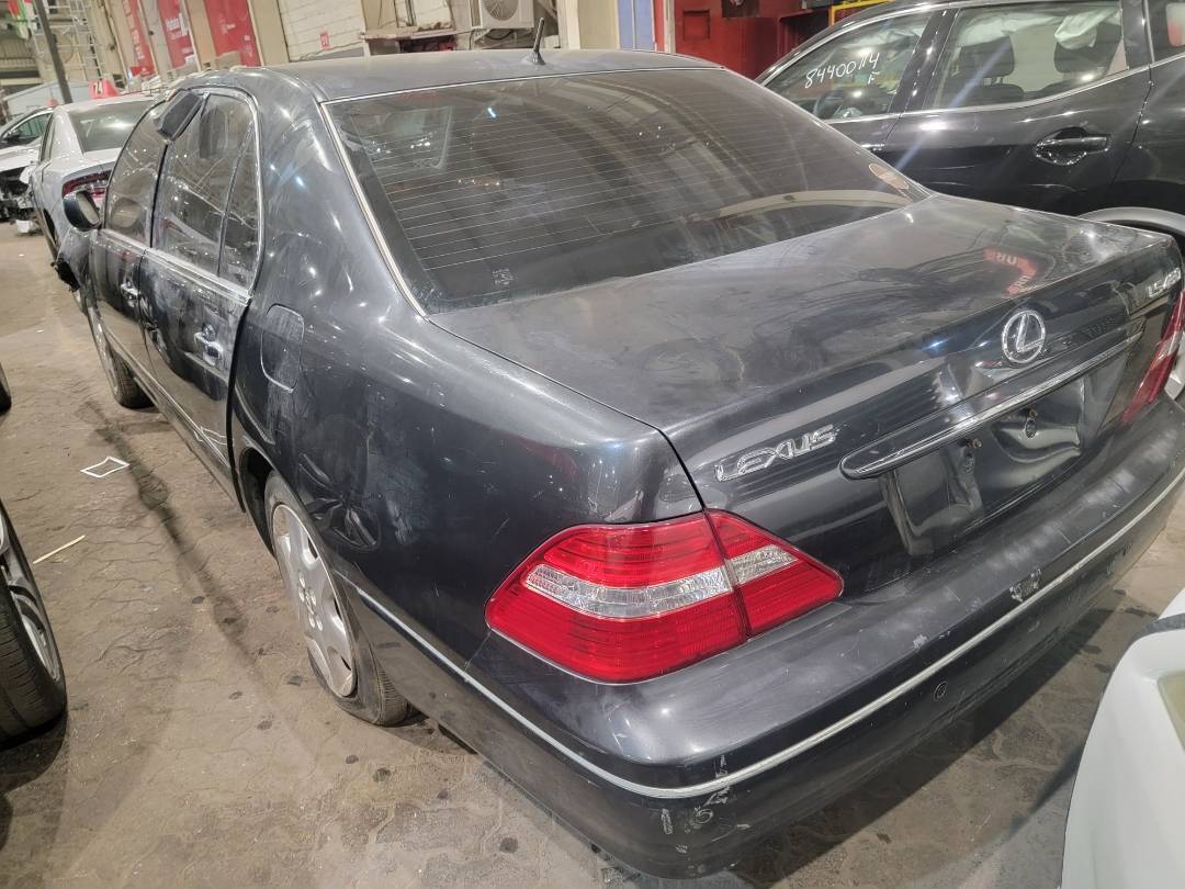 2005 LEXUS LS 430 — 282682 Miles — Lot 175008 — Main - Marhaba Auctions Used Cars - Image 4