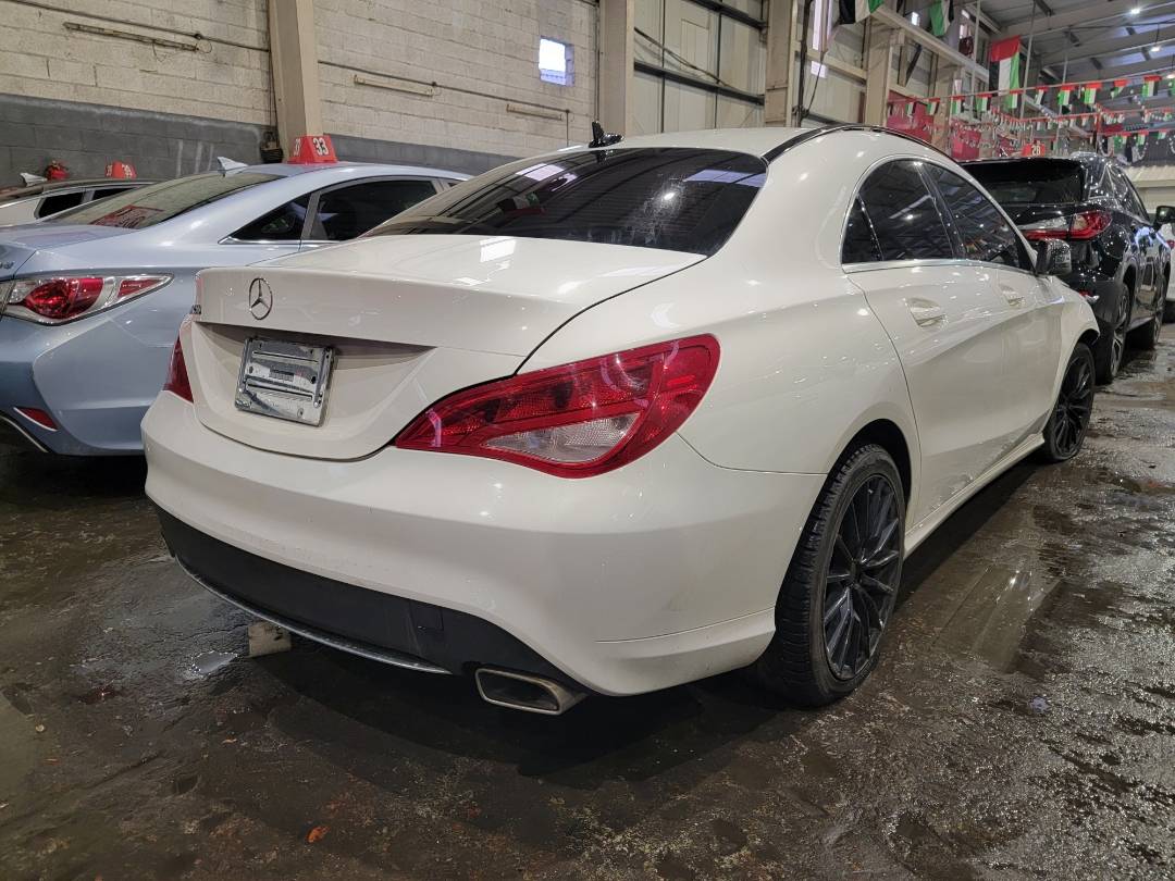 2014 MERCEDES BENZ CLA 250 — 194049 KM — Lot N034990 — Main - Marhaba Auctions Used Cars - Image 3