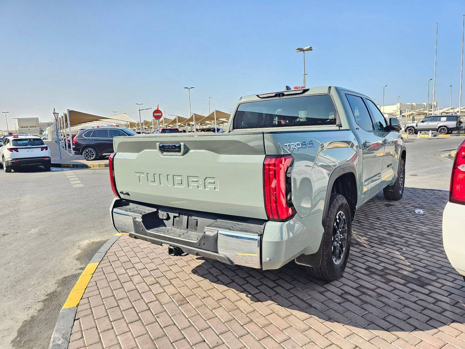 TOYOTA TUNDRA 2025 - Marhaba Auction Used Cars - Image 4