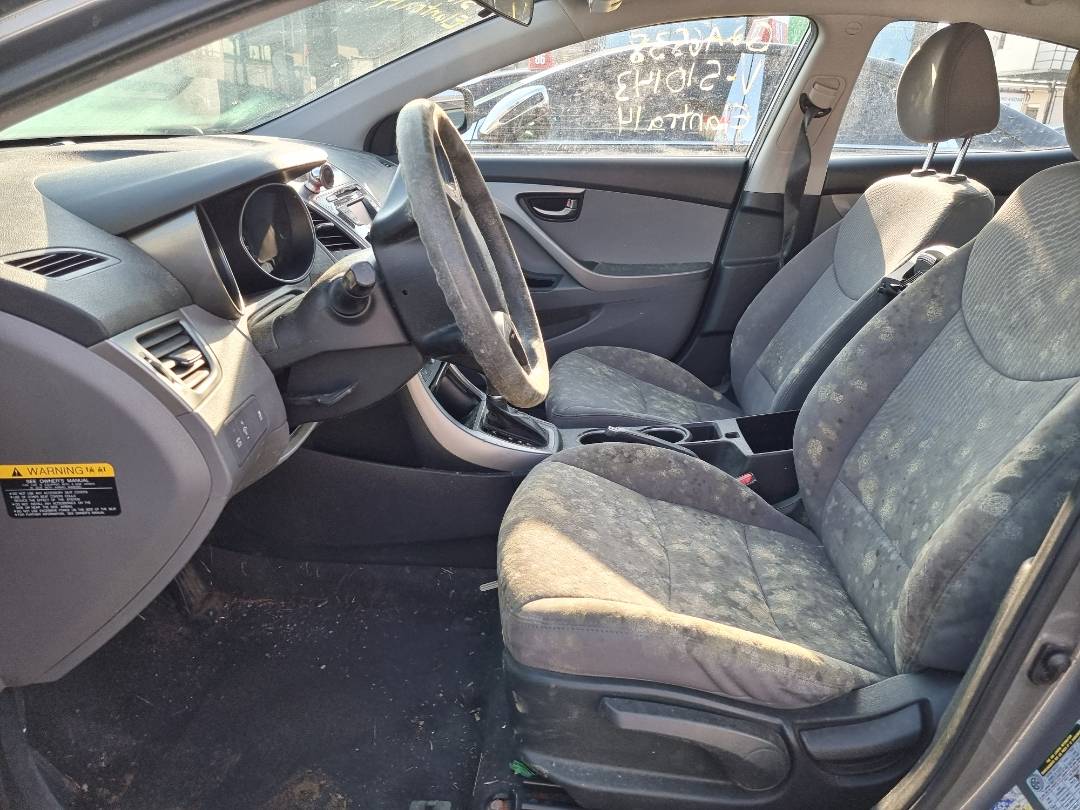 2014 HYUNDAI ELANTRA — 115113 KM — Lot 125487 — Ind. 12 - Marhaba Auctions Used Cars - Image 8