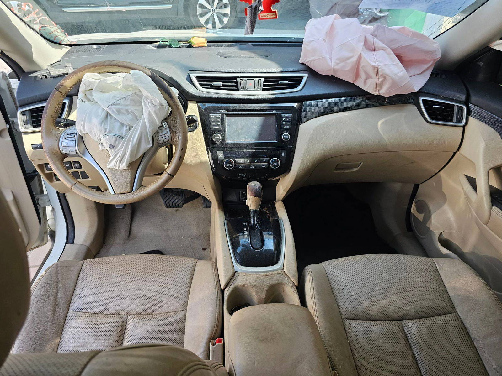 2015 NISSAN ROGUE — 178724 Miles — Lot 40545743 — Souq - Marhaba Auctions Used Cars - Image 17
