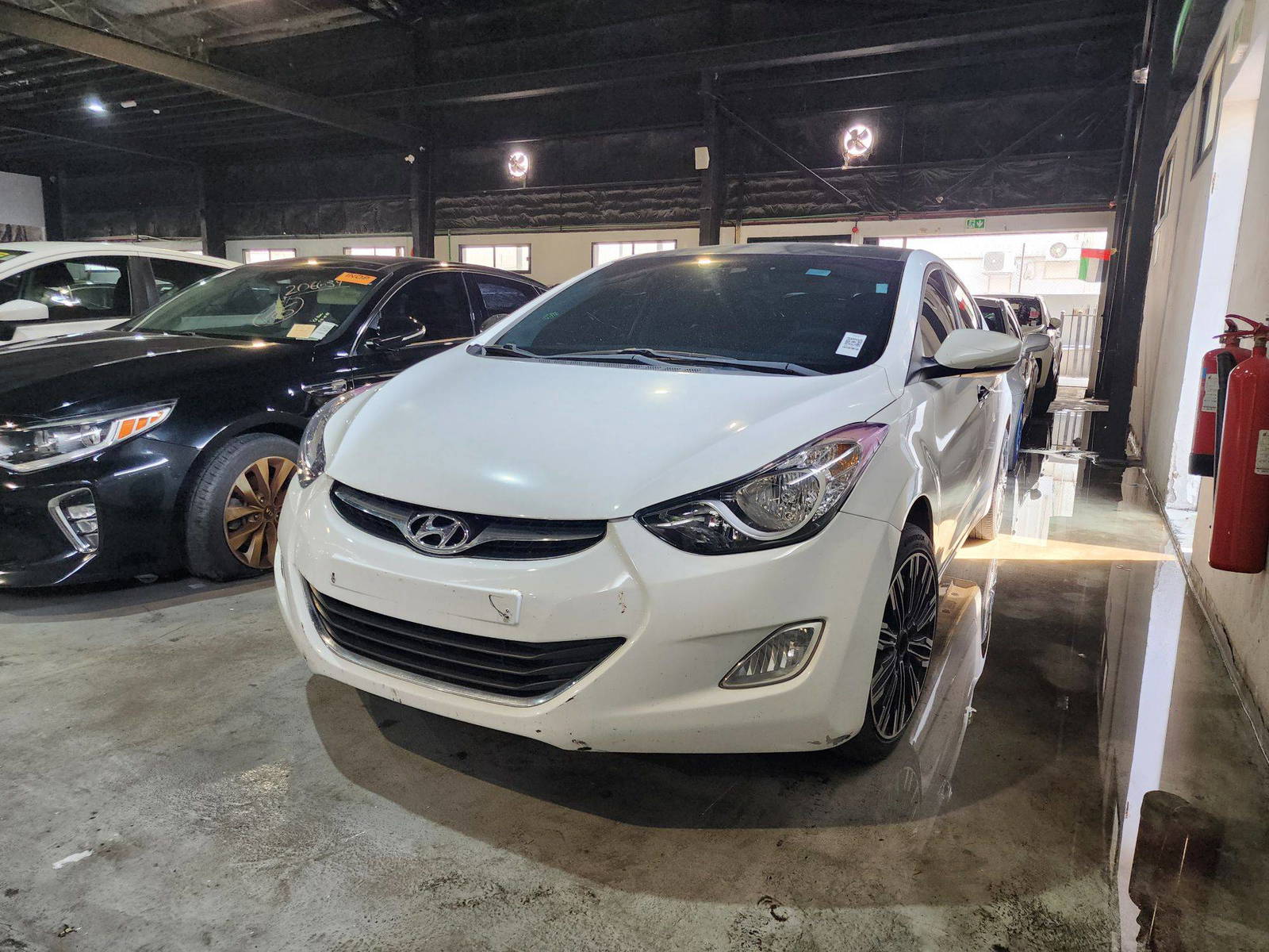 2011 HYUNDAI AVANTE — 190831 KM — Lot 093472 — Al Quoz - Marhaba Auctions Used Cars - Image 3