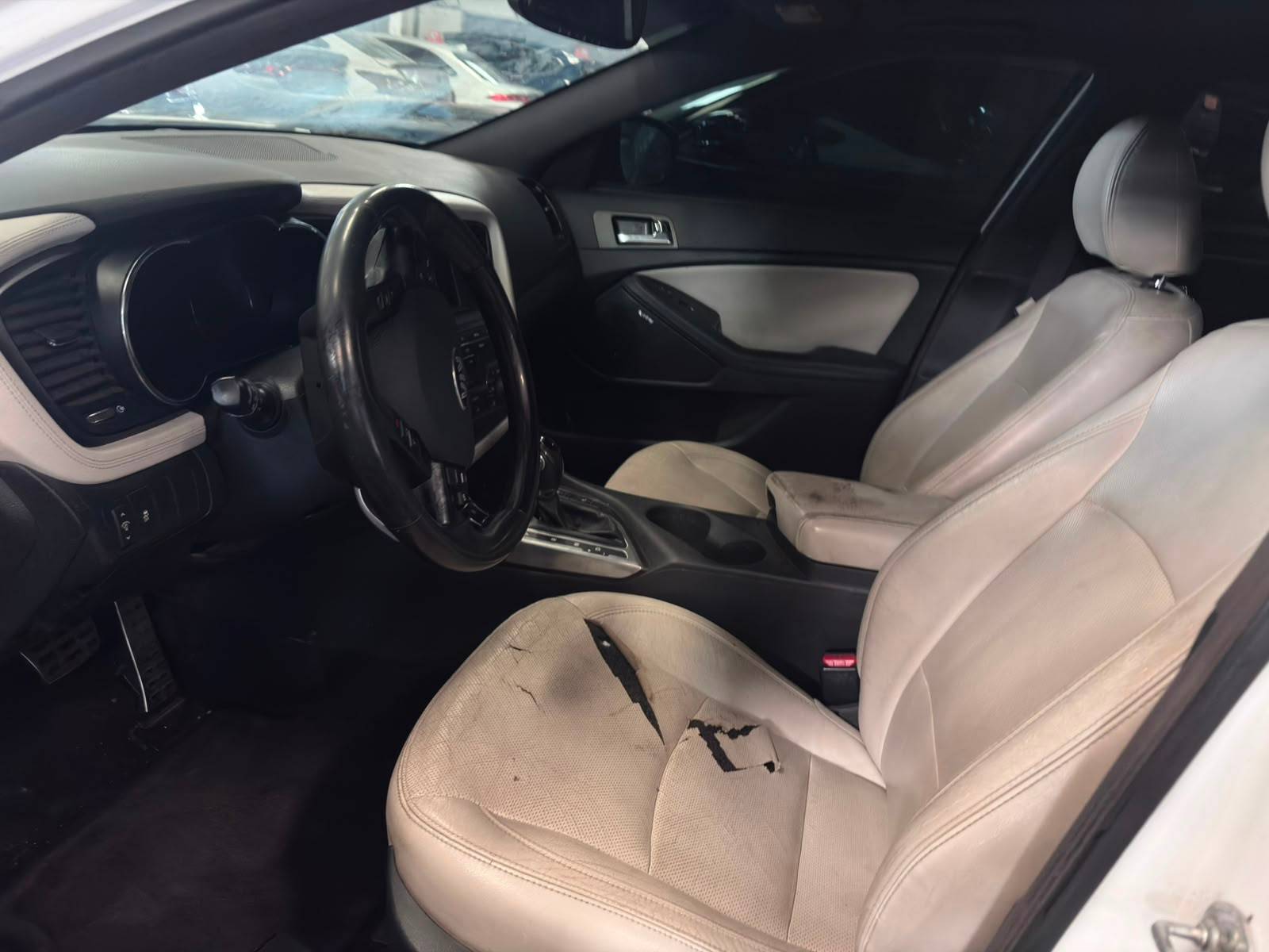 2013 KIA OPTIMA — 123265 Miles — Lot DG233739 — Main - Marhaba Auctions Used Cars - Image 8