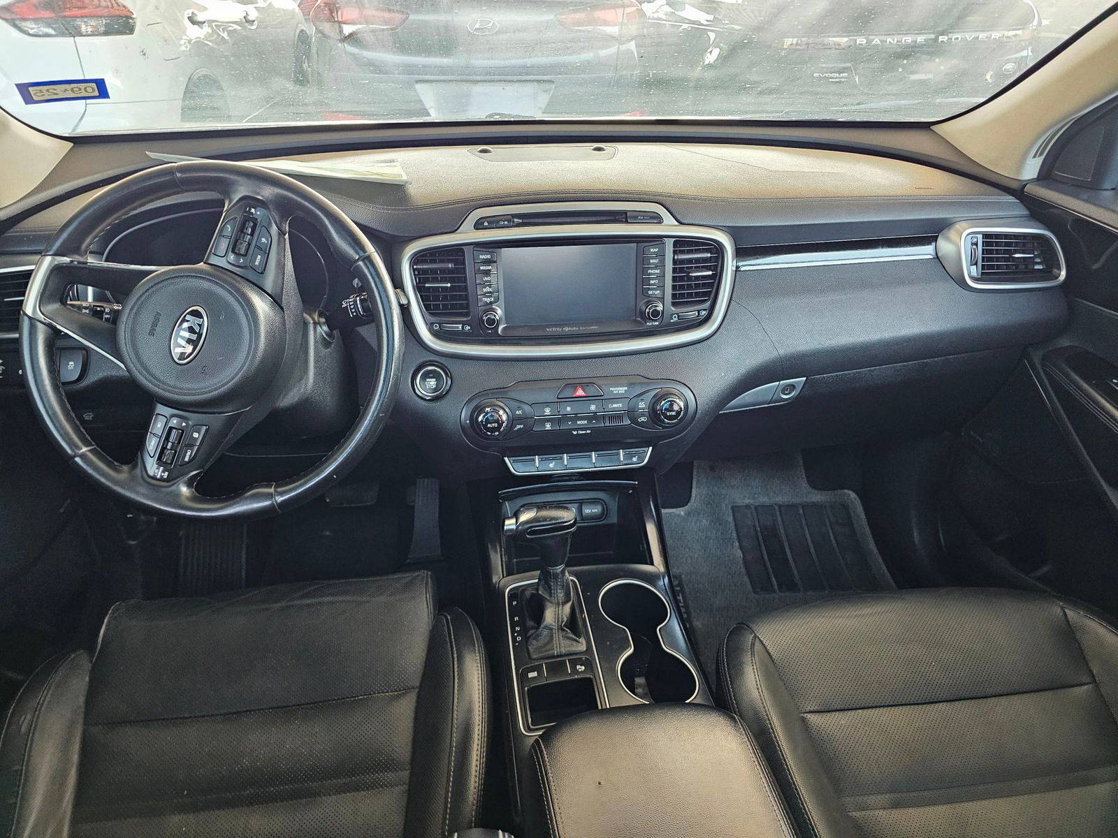 KIA SORENTO 2016 - Marhaba Auction Used Cars - Image 9