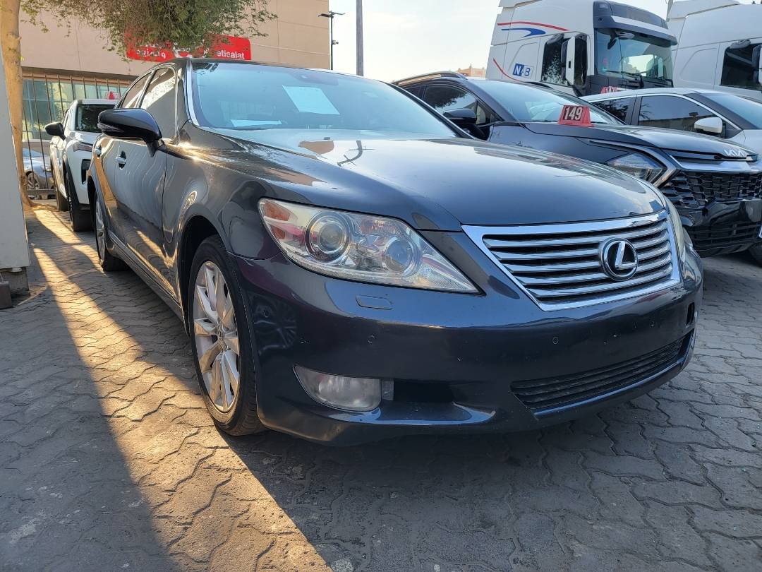 2010 LEXUS LS 460 — 267992 Miles — Lot 5004843 — Main - Marhaba Auctions Used Cars - Image 5