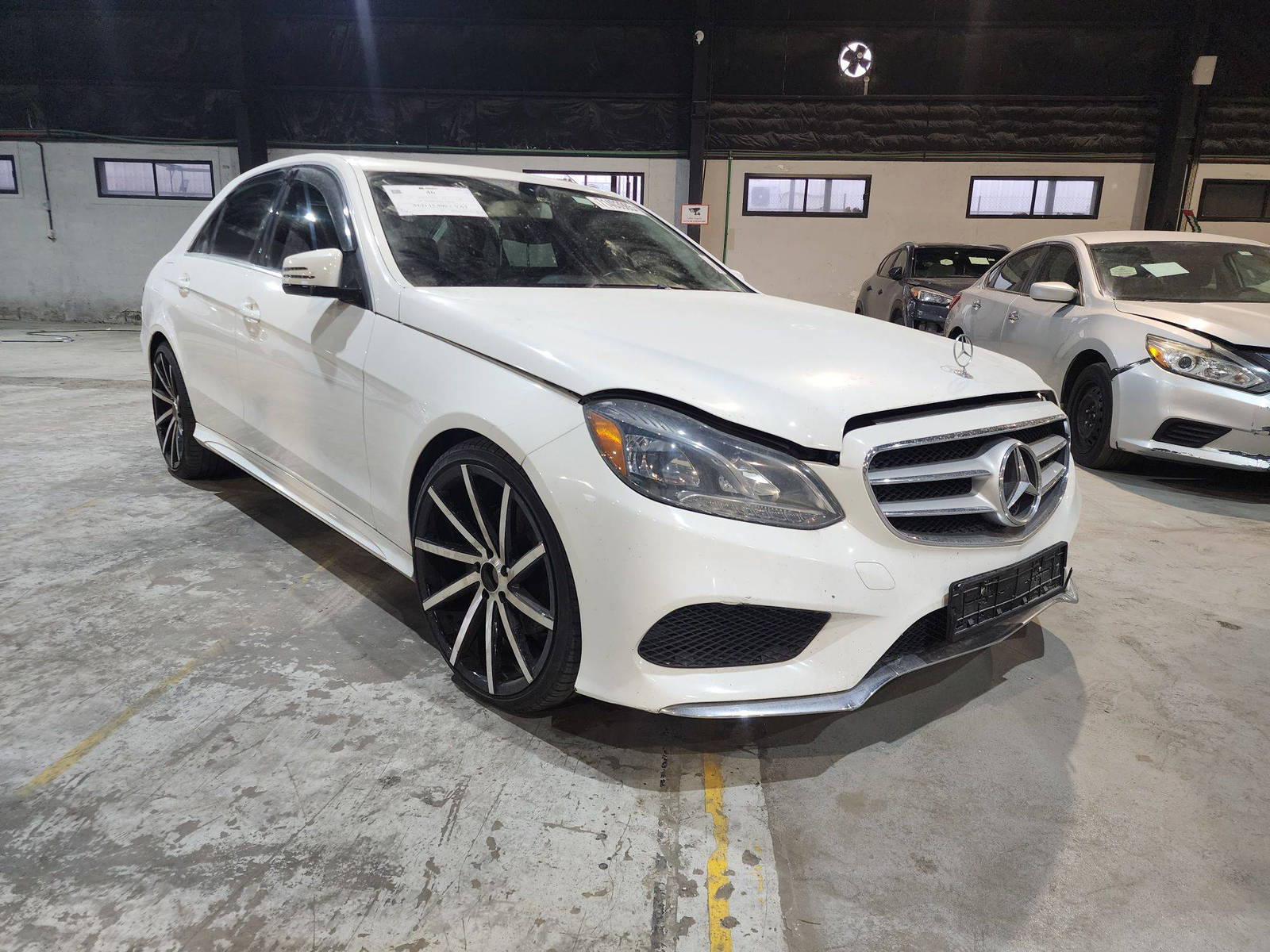 2014 MERCEDES BENZ E 350 — 130253 Miles — Lot 6EA885096 — Souq - Marhaba Auctions Used Cars - Image 3