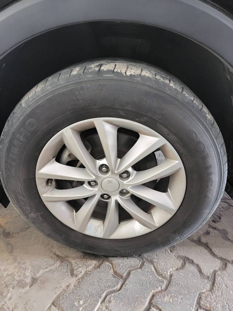 2018 KIA SORENTO — 130906 Miles — Lot 79177094 — Main - Marhaba Auctions Used Cars - Image 10