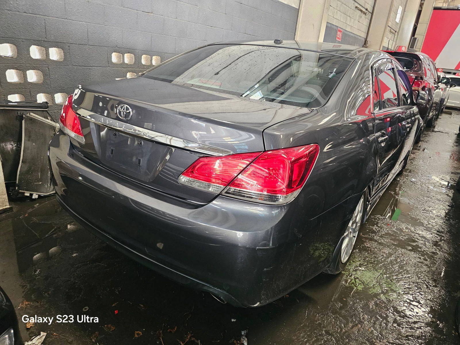 2012 TOYOTA AVALON — 152830 Miles — Lot 92282595 — Main - Marhaba Auctions Used Cars - Image 6