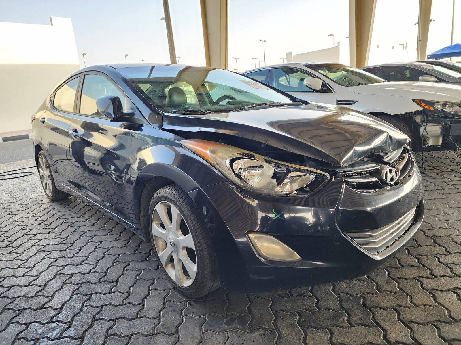 2011 HYUNDAI ELANTRA — 156317 Miles — Lot 39199916 — Souq - Marhaba Auctions Used Cars - Image 4