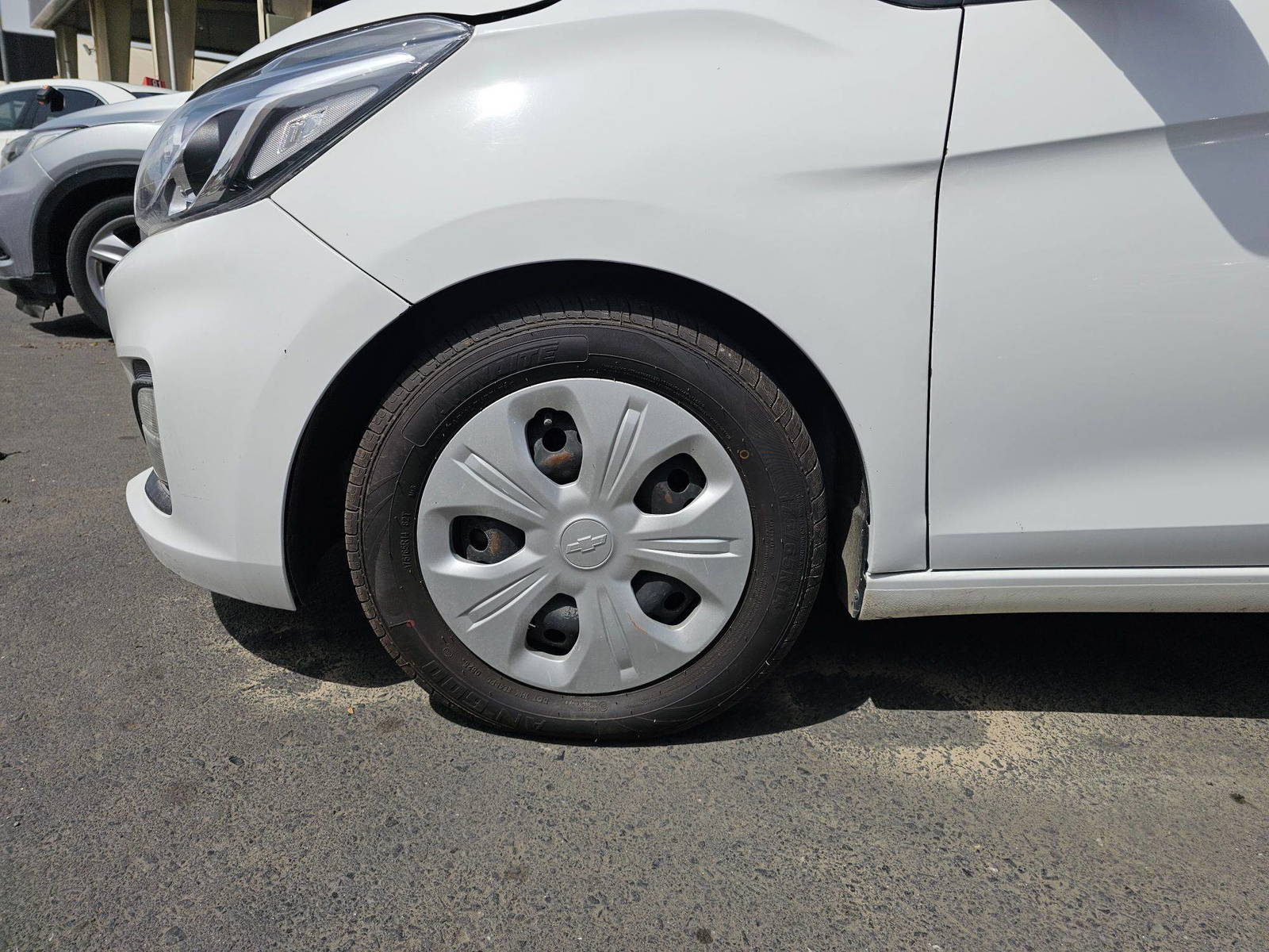2019 CHEVROLET SPARK — 106117 KM — Lot 733891 — Souq - Marhaba Auctions Used Cars - Image 10