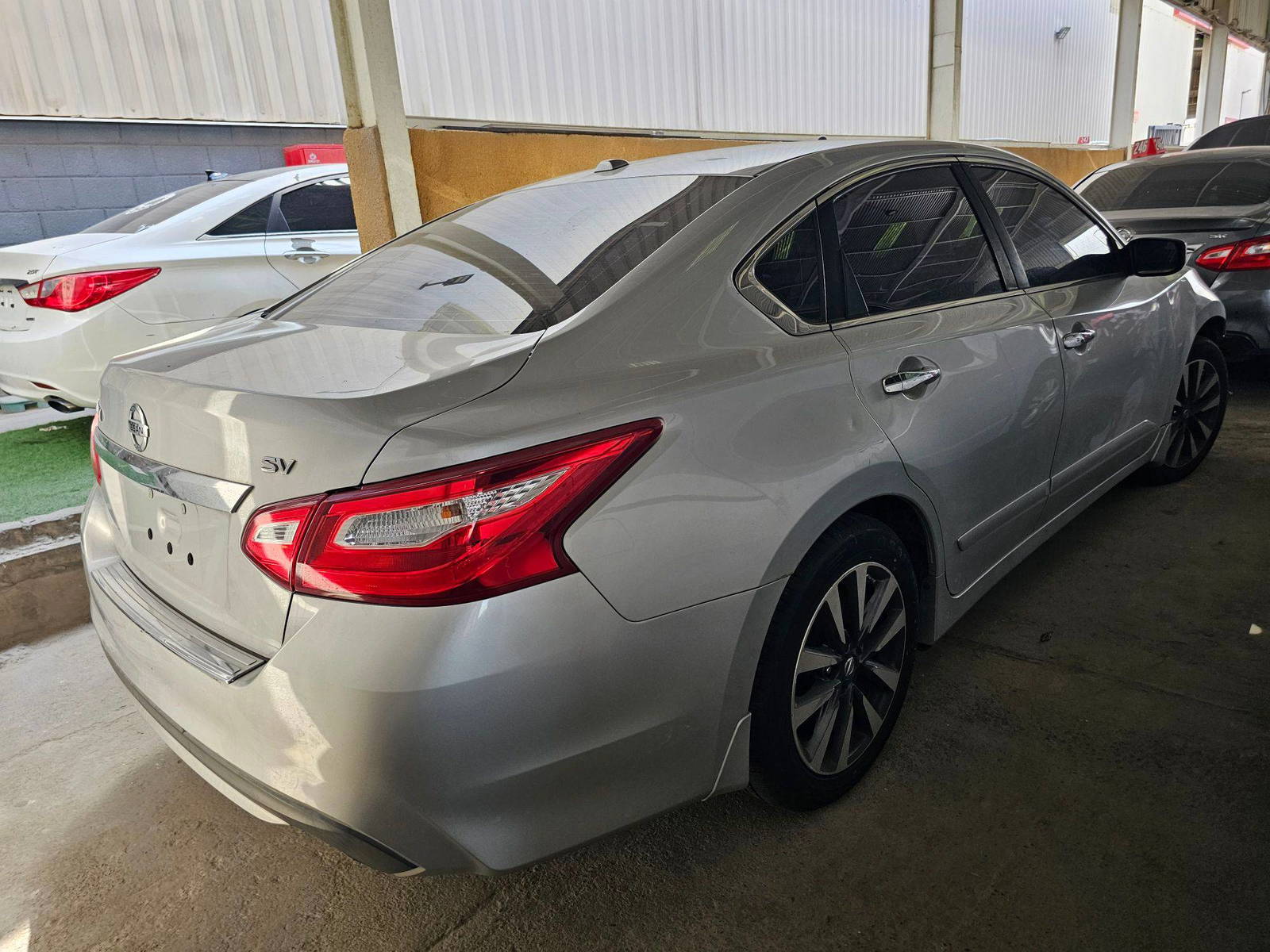 2017 NISSAN ALTIMA — 98843 Miles — Lot 95038315 — Main - Marhaba Auctions Used Cars - Image 4