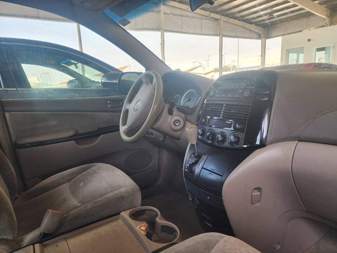 2005 TOYOTA SIENNA — 190100 Miles — Lot 41862564 - Marhaba Auctions Used Cars - Image 8