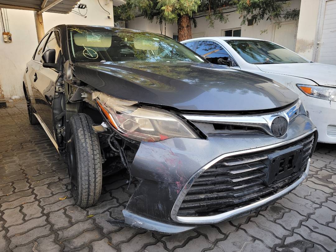 2016 TOYOTA AVALON — 152076 Miles — Lot U241016 — Main - Marhaba Auctions Used Cars - Image 4