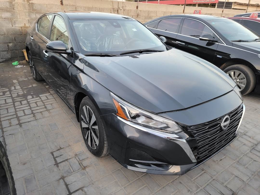 2021 NISSAN ALTIMA — 41002 Miles — Lot MN343982 — Main - Marhaba Auctions Used Cars - Image 3