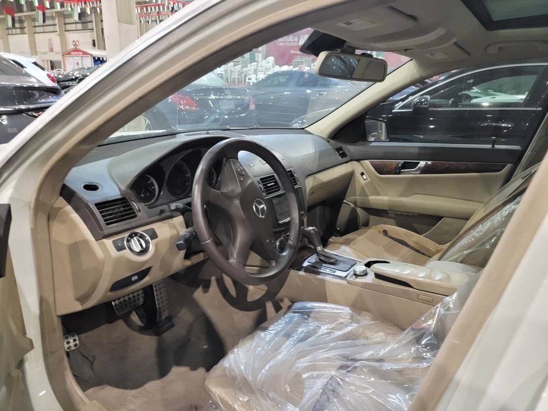 2011 MERCEDES BENZ C300 — 142983 Miles — Lot R141763 — Main - Marhaba Auctions Used Cars - Image 6