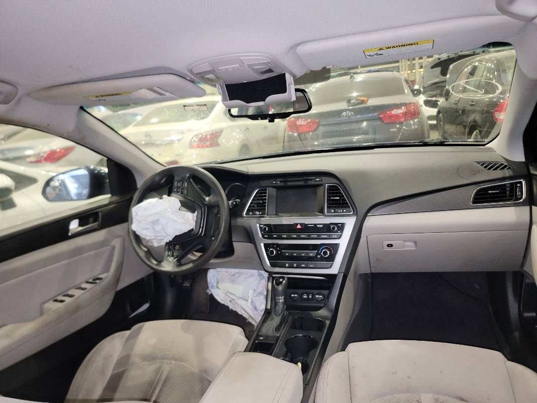 2017 HYUNDAI SONATA — 69331 Miles — Lot 63069673 - Marhaba Auctions Used Cars - Image 4