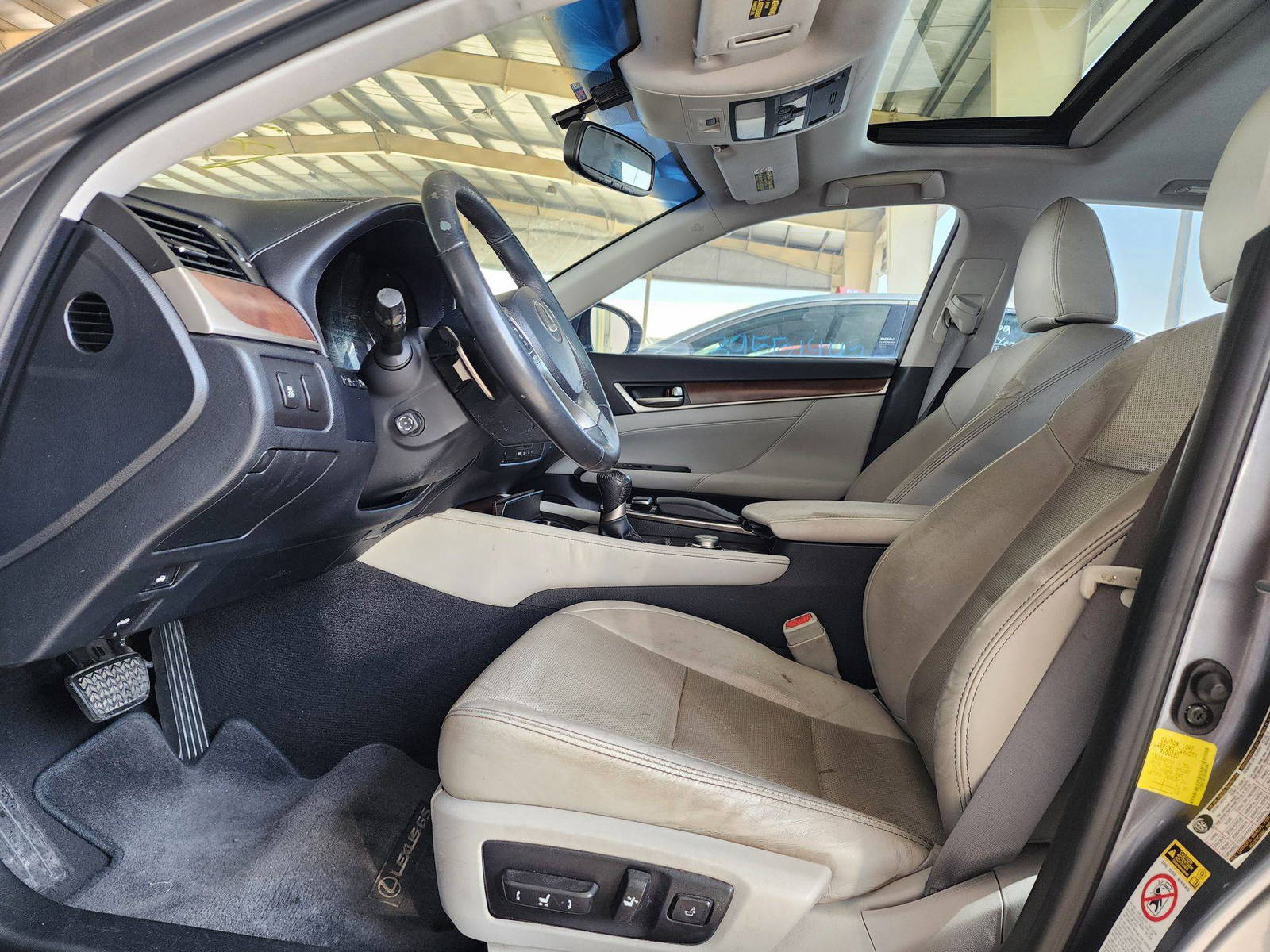 2015 LEXUS GS 350 — 85172 Miles — Lot 3407 — Souq - Marhaba Auctions Used Cars - Image 9