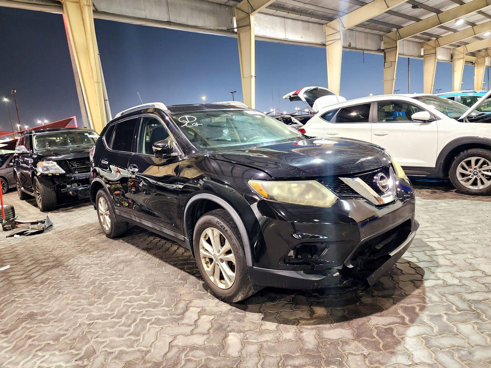 2014 NISSAN ROGUE — 163545 Miles — Lot MV3EC873272 — Souq - Marhaba Auctions Used Cars - Image 4