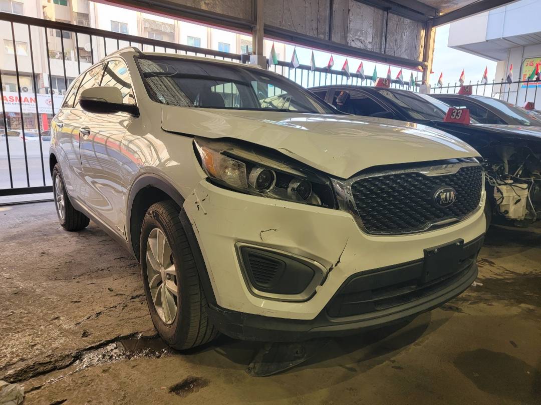 2016 KIA SORENTO — 127104 Miles — Lot 094000 — Main - Marhaba Auctions Used Cars - Image 5