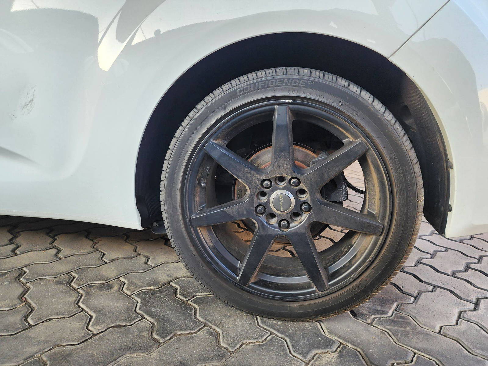 2017 HYUNDAI VELOSTER — 101399 Miles — Lot 875044 — Souq - Marhaba Auctions Used Cars - Image 10