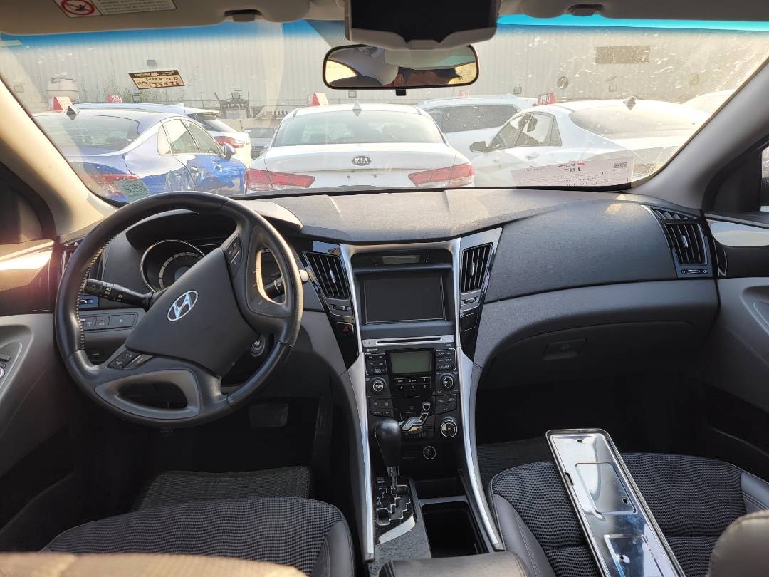 2011 HYUNDAI SONATA — 135936 KM — Lot 292794 — Main - Marhaba Auctions Used Cars - Image 8