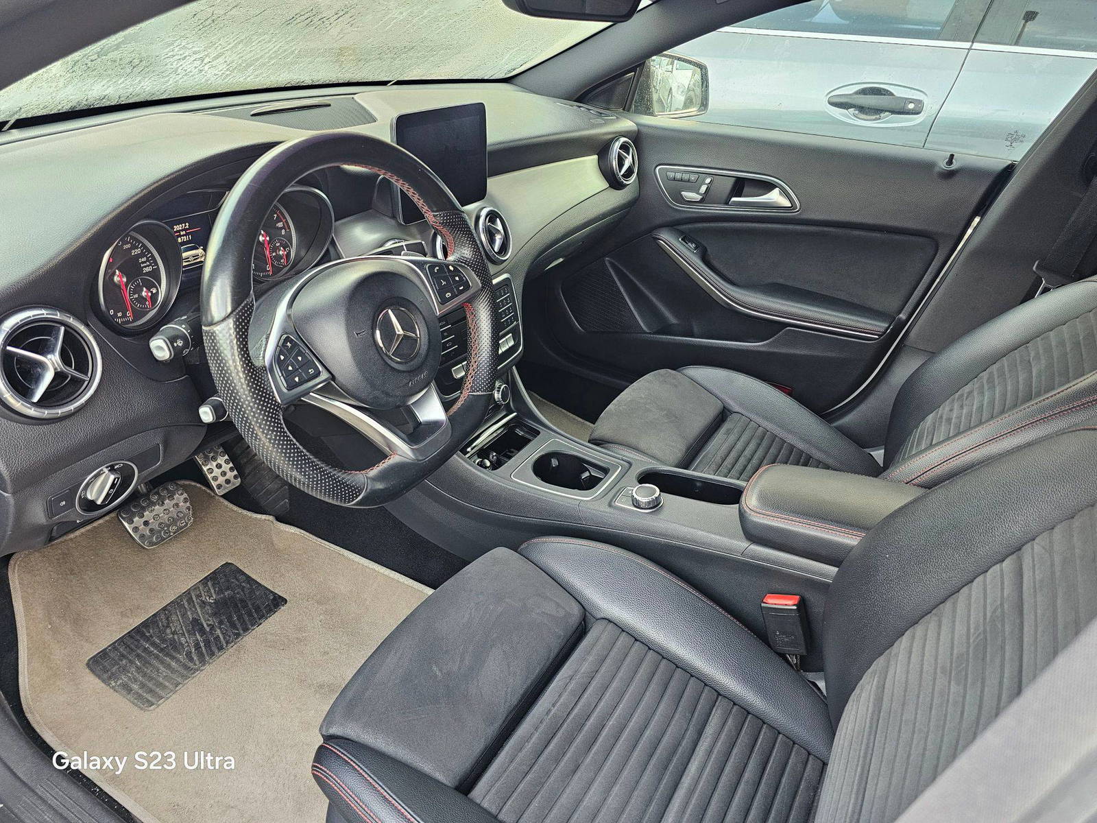 MERCEDES BENZ CLA 250 2017 - Marhaba Auction Used Cars - Image 8