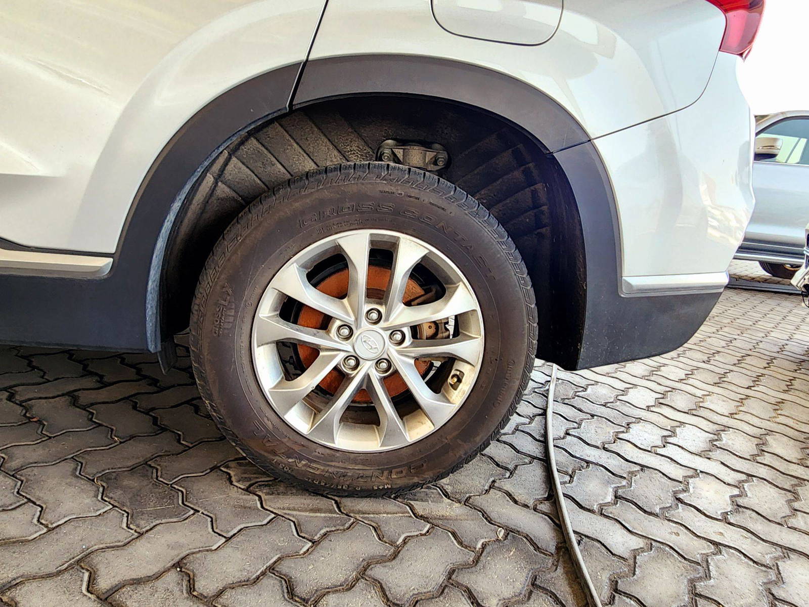 HYUNDAI SANTA FE 2019 - Marhaba Auction Used Cars - Image 10