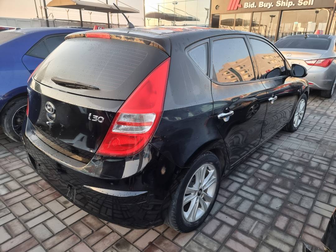 2009 HYUNDAI i30 — 103759 KM — Lot 125487 — Ind. 12 - Marhaba Auctions Used Cars - Image 5