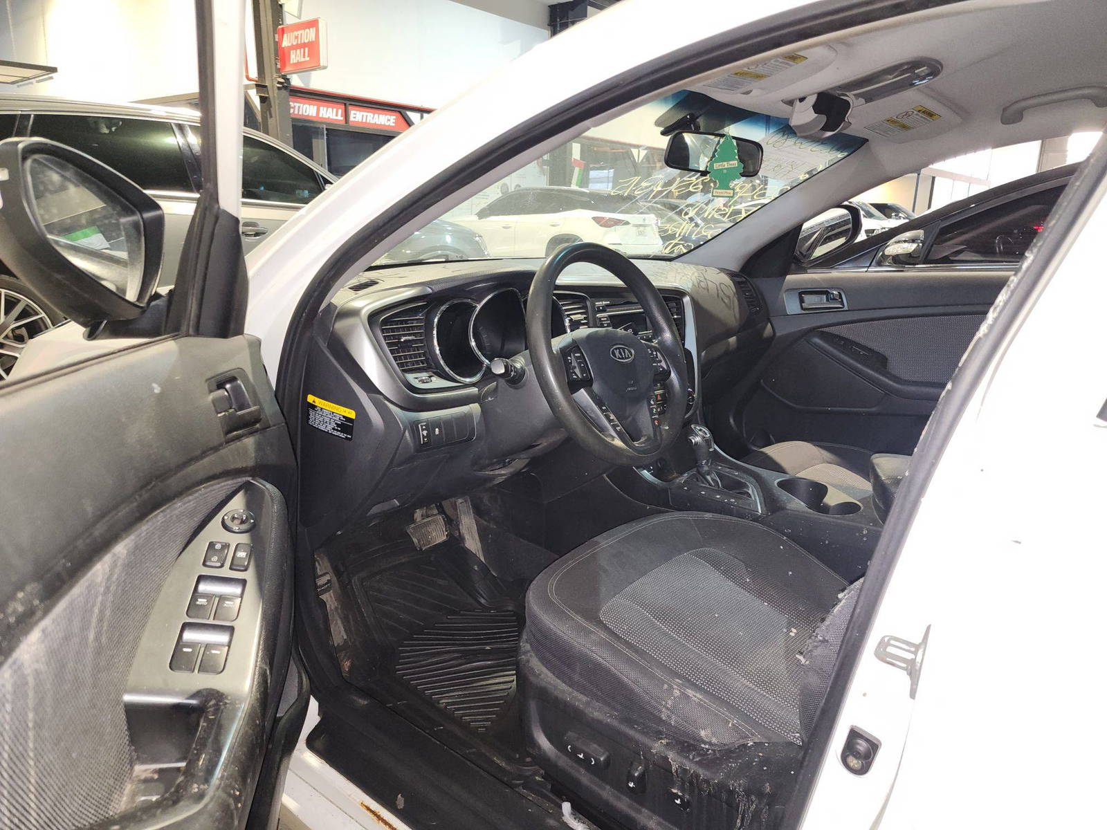 2012 KIA OPTIMA — 238958 KM — Lot 12236280X — Main - Marhaba Auctions Used Cars - Image 9