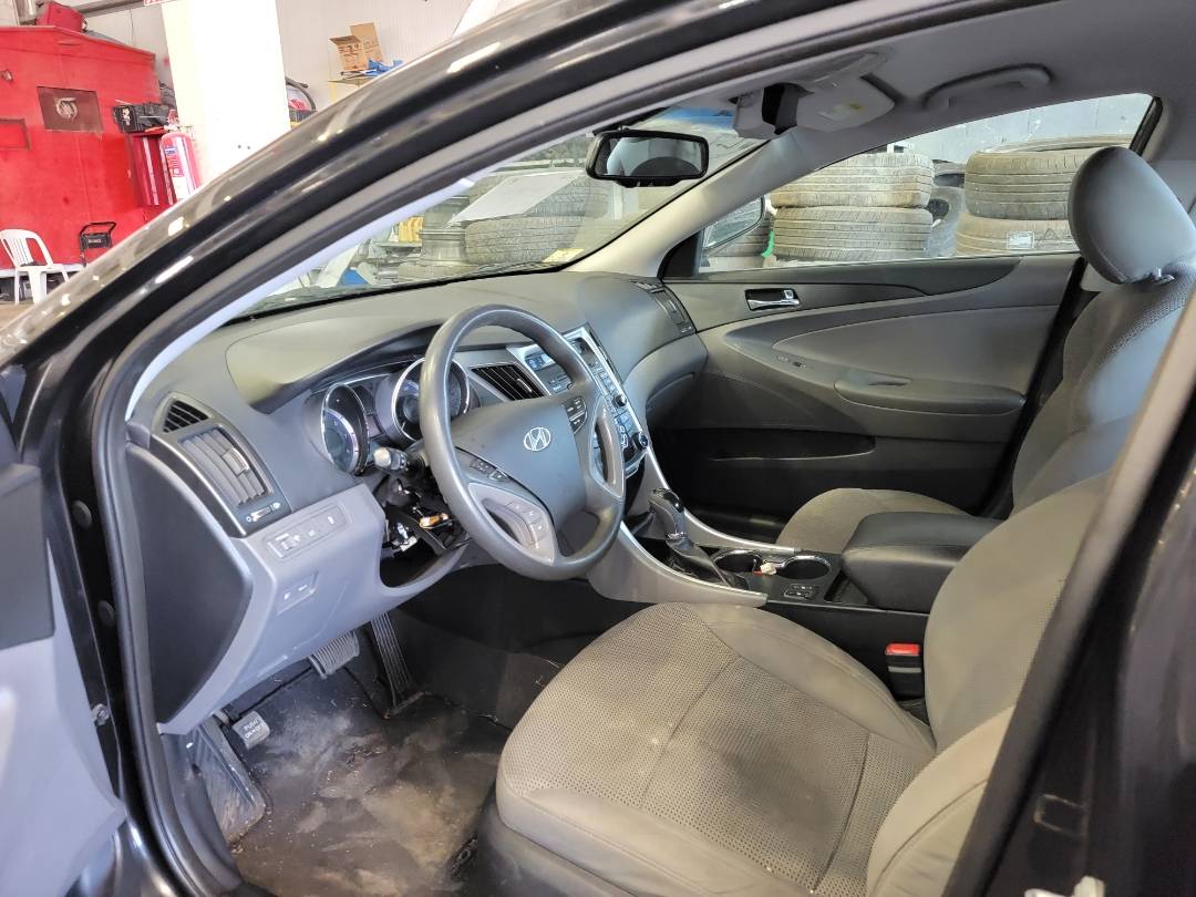 2013 HYUNDAI SONATA — 110248 Miles — Lot 75904904 — Main - Marhaba Auctions Used Cars - Image 6
