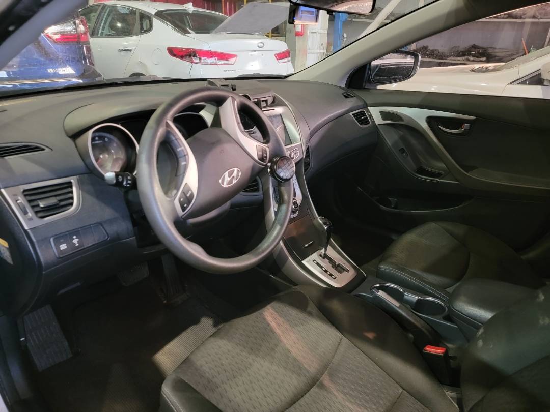2012 HYUNDAI AVANTE — 114711 KM — Lot 510569 — Main - Marhaba Auctions Used Cars - Image 7