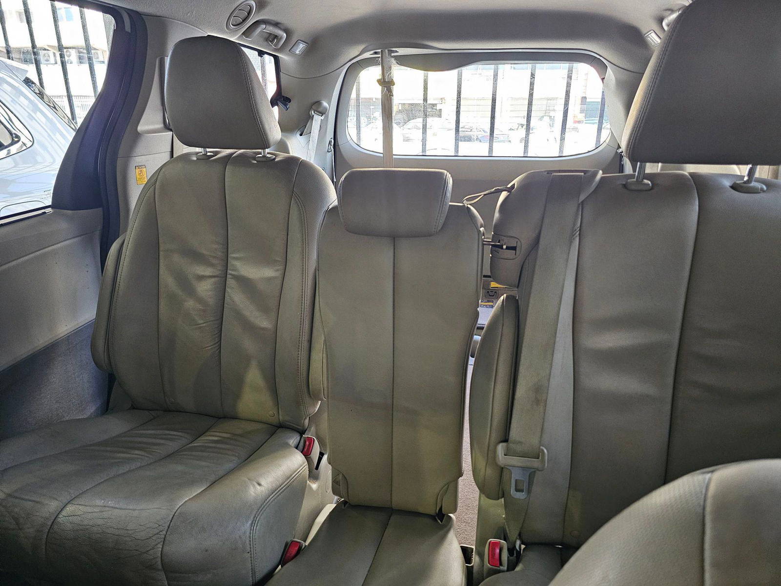 TOYOTA SIENNA 2012 - Marhaba Auction Used Cars - Image 10