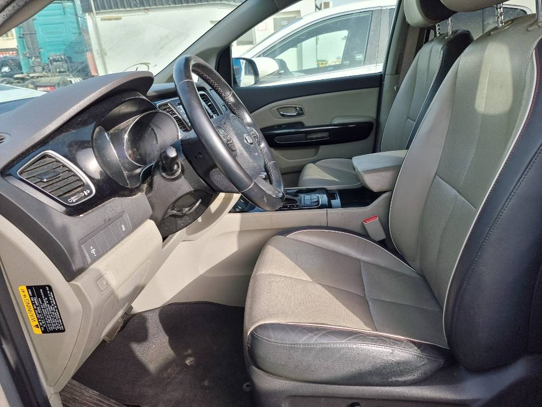 2018 KIA SEDONA — 147084 Miles — Lot 215487 — Ind. 12 - Marhaba Auctions Used Cars - Image 6