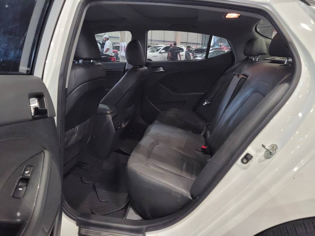 2013 KIA K5 — 130508 KM — Lot 045105 — Main - Marhaba Auctions Used Cars - Image 7