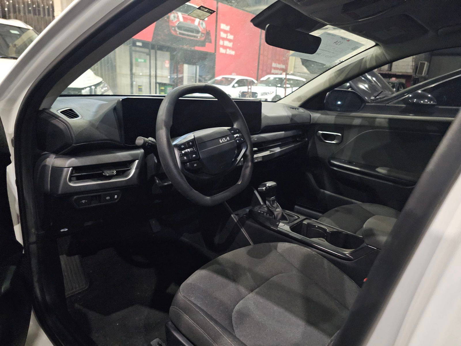 2025 KIA K4 — 17924 Miles — Lot SE046539 — Al Surrah - Marhaba Auctions Used Cars - Image 8