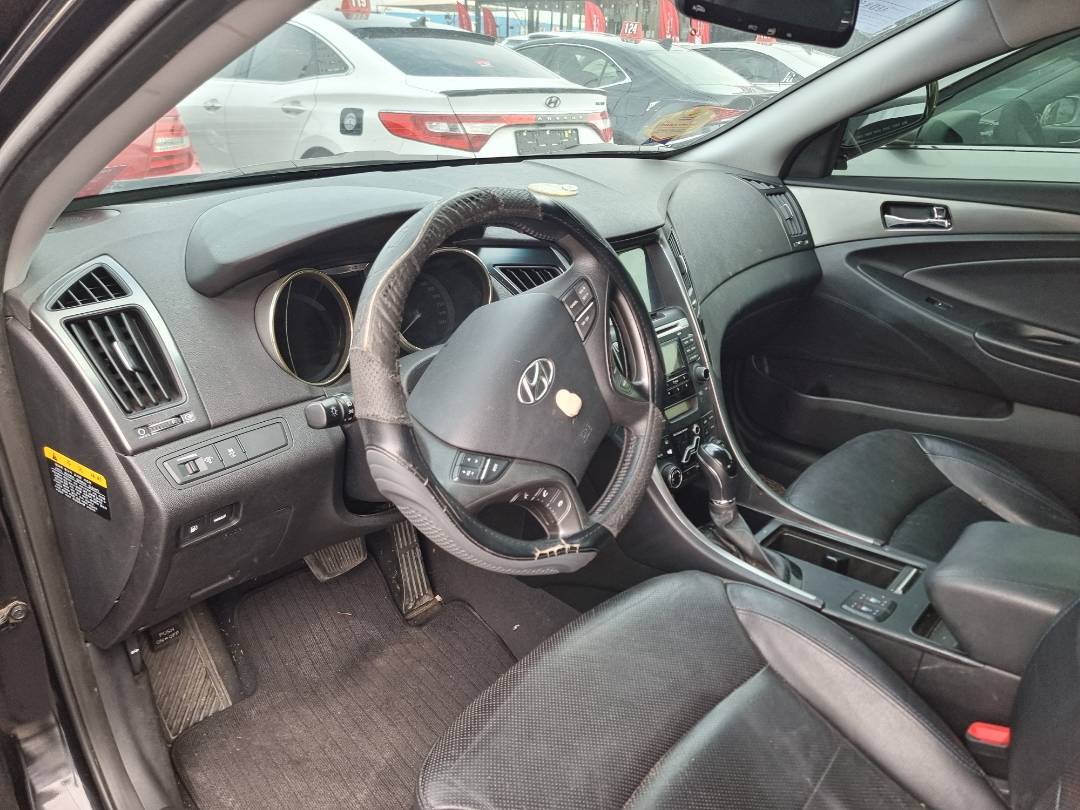 HYUNDAI SONATA 2012 - Marhaba Auction Used Cars - Image 6