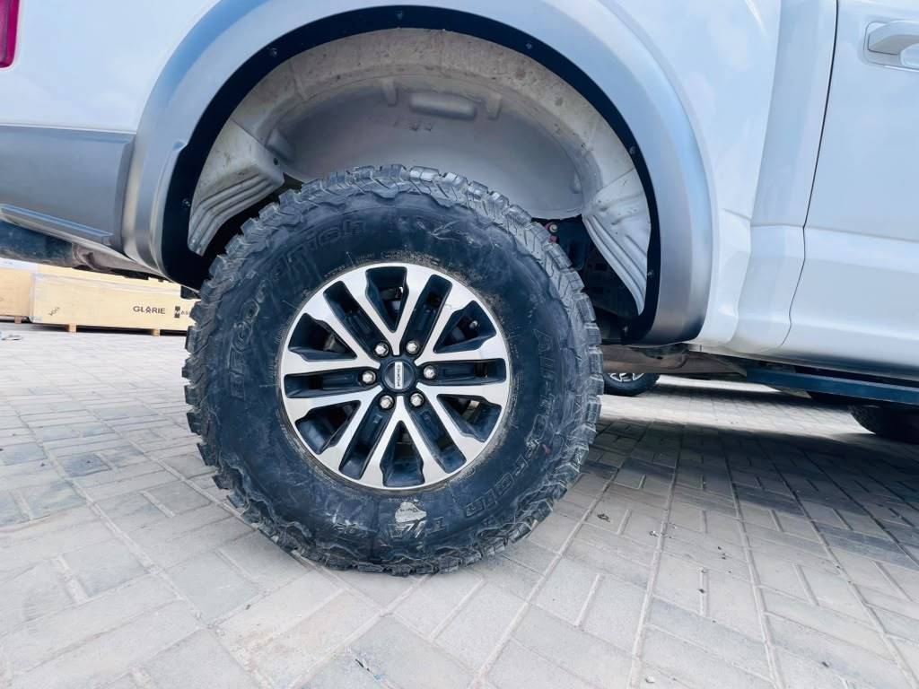 2020 FORD F150 - Raptor — 76243.4 Miles — Lot LFA71670 - Marhaba Auctions Used Cars - Image 12