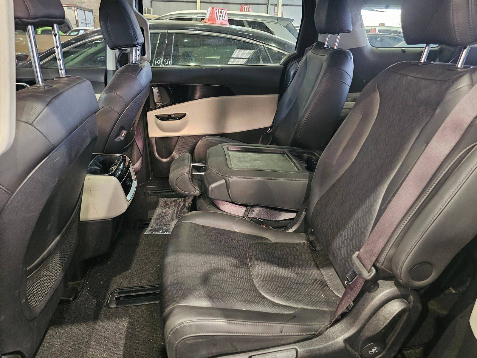 KIA CARNIVAL EX 2023 - Marhaba Auction Used Cars - Image 9