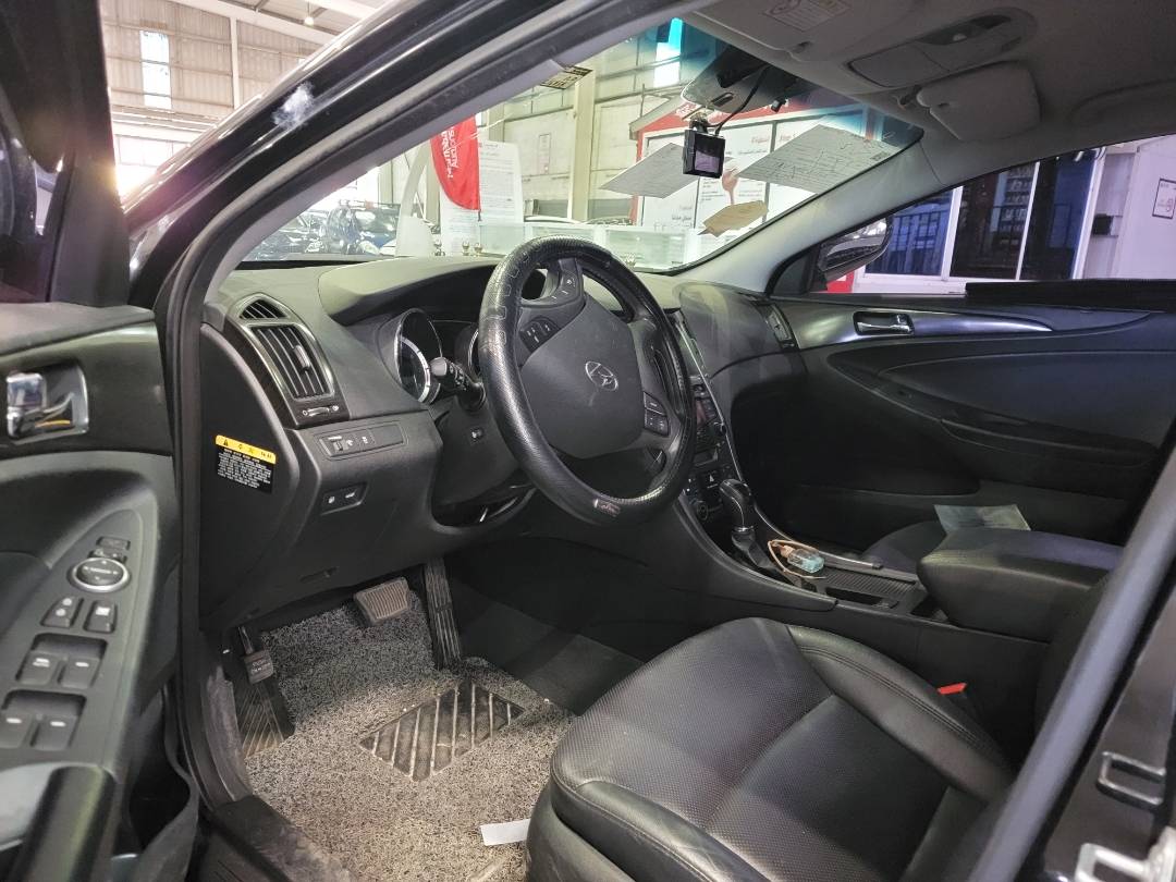 2013 HYUNDAI SONATA — 216555 KM — Lot A508582 — Main - Marhaba Auctions Used Cars - Image 6